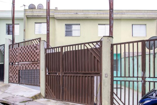 Fachada de casa para alugar com 2 quartos, 60m² em Jardim Nossa Senhora do Carmo, São Paulo
