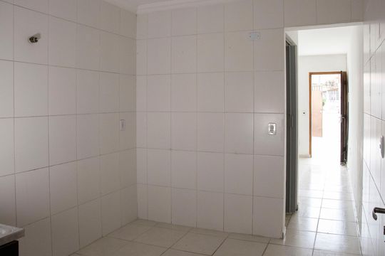 Cozinha de casa para alugar com 2 quartos, 60m² em Jardim Nossa Senhora do Carmo, São Paulo