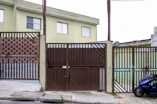 Fachada de casa para alugar com 2 quartos, 60m² em Jardim Nossa Senhora do Carmo, São Paulo