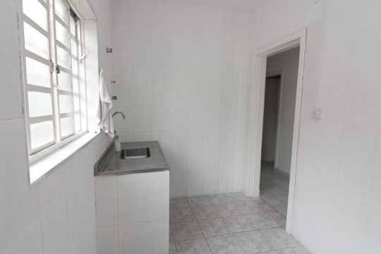 Cozinha de casa para alugar com 4 quartos, 90m² em Vila Granada, São Paulo