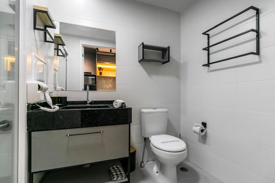 Banheiro de apartamento à venda com 1 quarto, 26m² em Vila Primavera, São Paulo