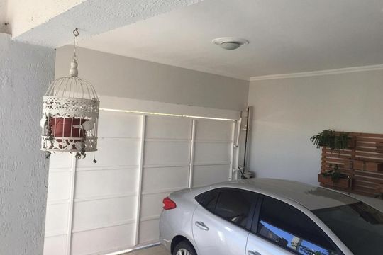 Garagem de casa para alugar com 3 quartos, 200m² em Jardim America, São Paulo
