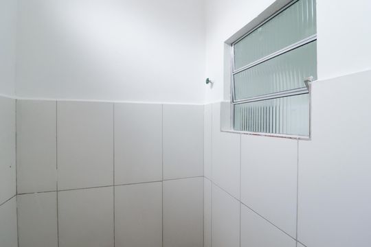 Banheiro de apartamento para alugar com 1 quarto, 30m² em Sítio do Mandaqui, São Paulo