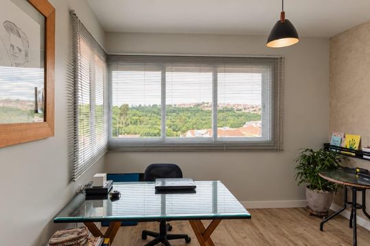 Sala de casa para alugar com 3 quartos, 180m² em Jardim Nova Europa, Campinas