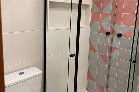 Banheiro de apartamento à venda com 3 quartos, 90m² em Vila Valqueire, Rio de Janeiro