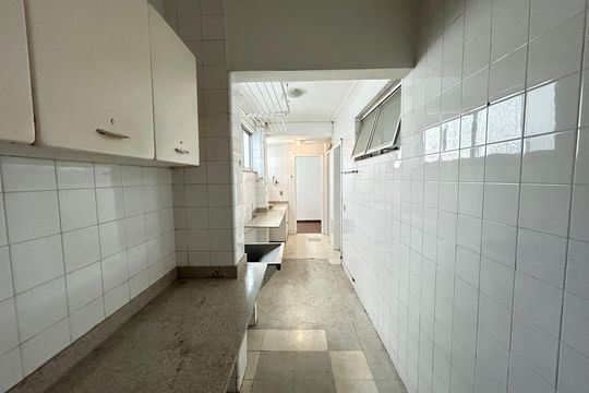 Apartamento à venda com 4 quartos, 145m² em São José, Belo Horizonte
