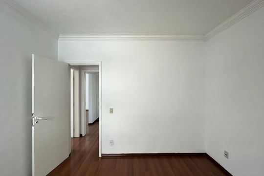 Apartamento à venda com 4 quartos, 145m² em São José, Belo Horizonte