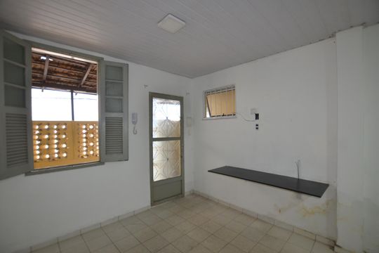 Sala Quarto de kitnet/studio para alugar com 1 quarto, 25m² em Osvaldo Cruz, Rio de Janeiro