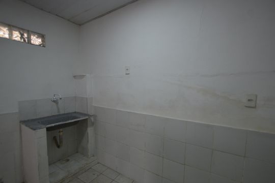 Studio de kitnet/studio para alugar com 1 quarto, 25m² em Osvaldo Cruz, Rio de Janeiro