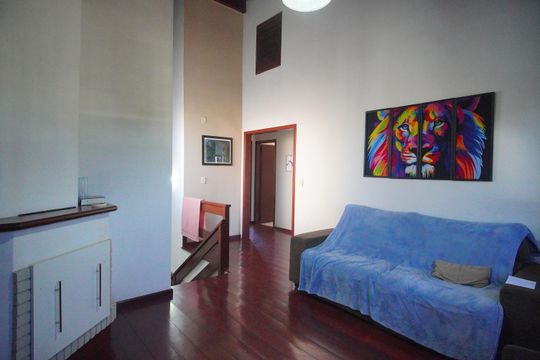 Casa para alugar com 3 quartos, 224m² em Scharlau, São Leopoldo