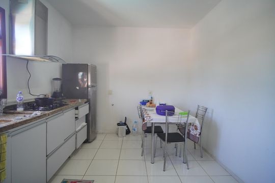 Cozinha de casa para alugar com 3 quartos, 224m² em Scharlau, São Leopoldo