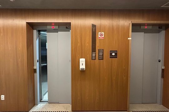 Elevador de apartamento para alugar com 1 quarto, 36m² em Santo Amaro, São Paulo