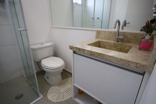 Banheiro 2 de apartamento para alugar com 2 quartos, 57m² em Jaguaribe, Osasco