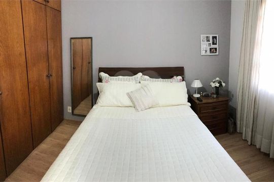 Casa à venda com 2 quartos, 119m² em Vila Irmaos Arnoni, São Paulo