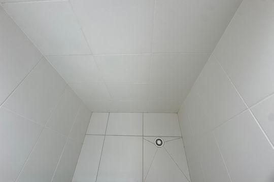 Banheiro 1 de apartamento à venda com 2 quartos, 68m² em Vila Galvão, Guarulhos