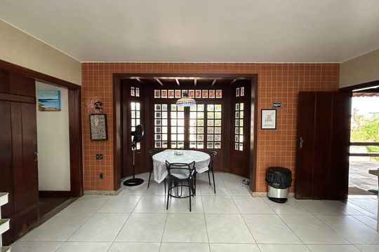 Casa à venda com 3 quartos, 1100m² em São Luiz, Belo Horizonte