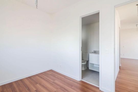 Suíte de apartamento à venda com 2 quartos, 69m² em Vila Sonia, São Paulo