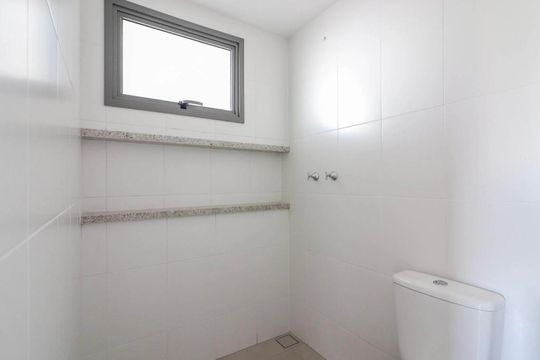 Banheiro Suíte de apartamento à venda com 2 quartos, 69m² em Vila Sonia, São Paulo