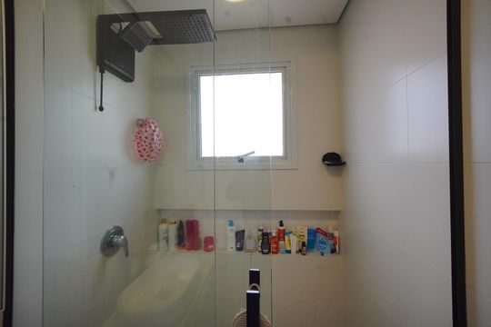 Banheiro da Suíte  de apartamento para alugar com 2 quartos, 75m² em Campinas, São José