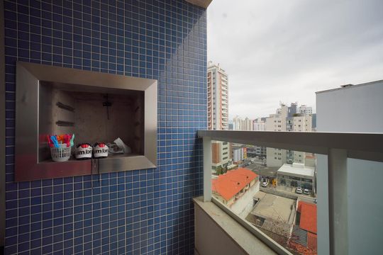 Varanda da Sala  de apartamento para alugar com 2 quartos, 75m² em Campinas, São José