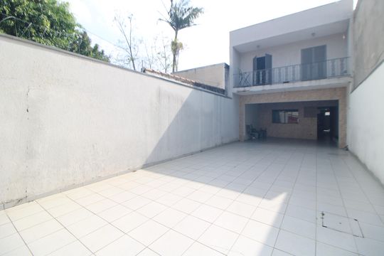 Garagem de casa à venda com 4 quartos, 120m² em Jardim das Laranjeiras, São Paulo