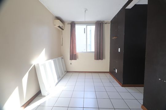 Apartamento para alugar com 2 quartos, 48m² em Guajuviras, Canoas