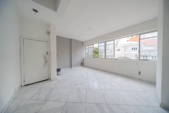 Sala de apartamento à venda com 2 quartos, 92m² em Bela Vista, São Paulo