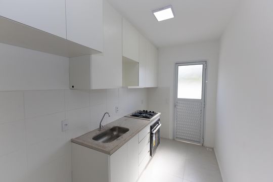Cozinha de casa de condomínio para alugar com 2 quartos, 76m² em Vila Industrial, Nova Lima