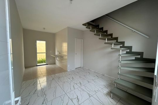Casa para alugar com 2 quartos, 55m² em Chácara Ondas Verdes, Cotia