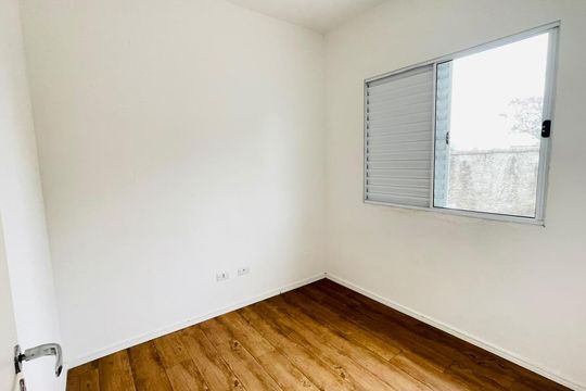 Quarto 2 de casa de condomínio para alugar com 2 quartos, 47m² em Morro Grande, Cotia