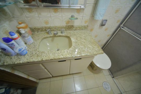 Banheiro da Suíte  de casa à venda com 2 quartos, 240m² em Parque Sao Diogo, São Bernardo do Campo