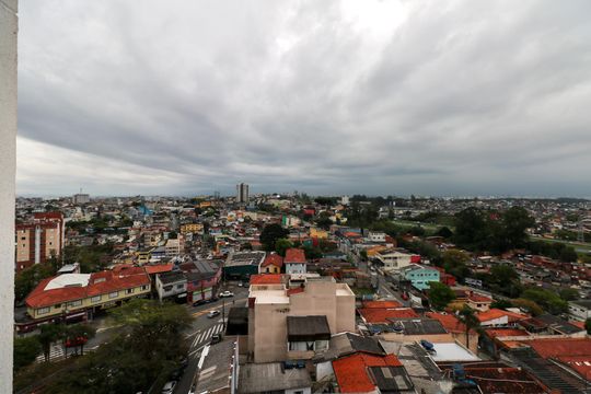 Vista de apartamento à venda com 2 quartos, 51m² em Vila Maria Leonor, Diadema