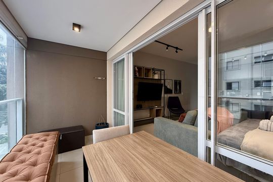 Sacada de kitnet/studio para alugar com 1 quarto, 42m² em Campo Belo, São Paulo