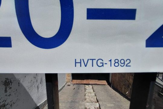 Plaquinha de casa para alugar com 3 quartos, 400m² em Horto Florestal, São Paulo