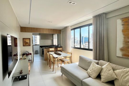 Apartamento à venda com 2 quartos, 65m² em Santo Agostinho, Belo Horizonte