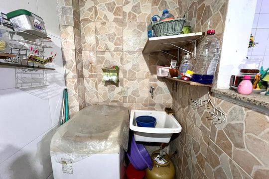 Área de Serviço de casa de condomínio para alugar com 4 quartos, 69m² em Tanque, Rio de Janeiro