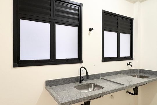 Cozinha e Área de Serviço de kitnet/studio à venda com 1 quarto, 29m² em Piqueri, São Paulo