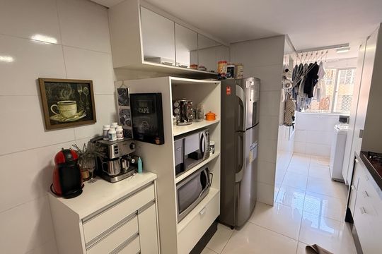 Cozinha de apartamento à venda com 3 quartos, 98m² em Setor Bueno, Goiânia