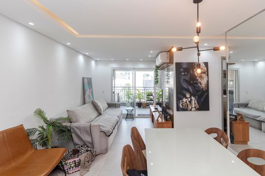 Sala de apartamento à venda com 3 quartos, 83m² em Santo Amaro, São Paulo