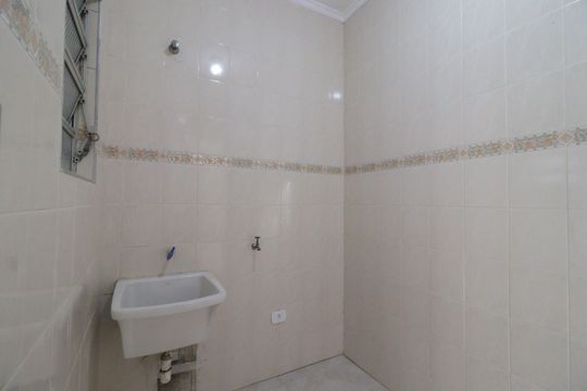 Área de Serviço de casa para alugar com 2 quartos, 124m² em Jardim Sonia (zona Sul), São Paulo