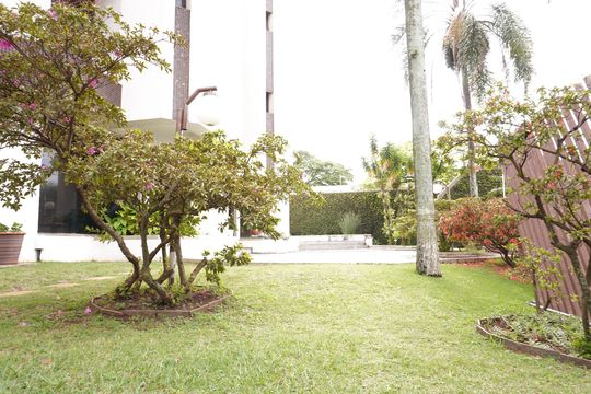 Apartamento para alugar com 3 quartos, 293m² em Jardim Bethania, São Carlos