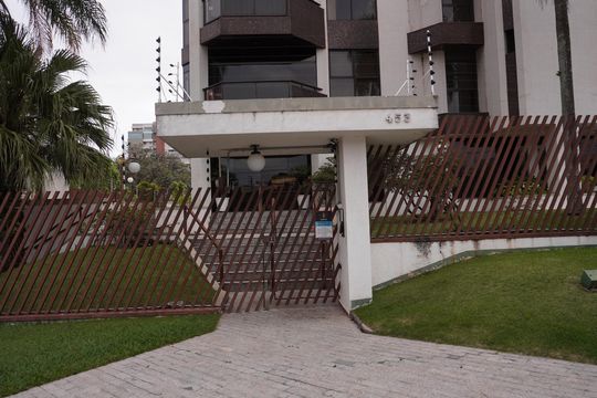 Apartamento para alugar com 3 quartos, 293m² em Jardim Bethania, São Carlos