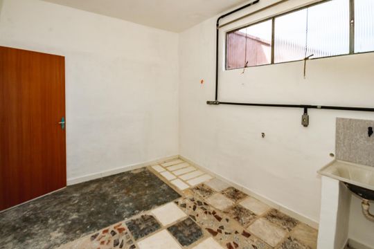 Casa para alugar com 2 quartos, 100m² em Etelvina Carneiro, Belo Horizonte