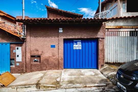 Casa para alugar com 2 quartos, 100m² em Etelvina Carneiro, Belo Horizonte