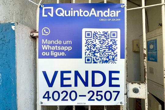 Placa MMGQ-766 de casa à venda com 3 quartos, 63m² em Pinheiros, São Paulo