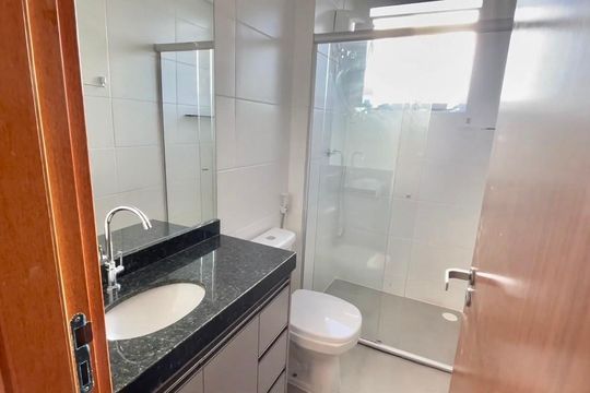 Suíte - Banheiro  de apartamento para alugar com 2 quartos, 52m² em Eldorado, Contagem