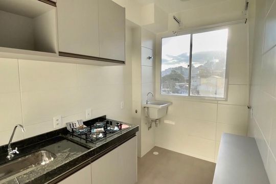 Cozinha e Área de Serviço de apartamento para alugar com 2 quartos, 52m² em Eldorado, Contagem