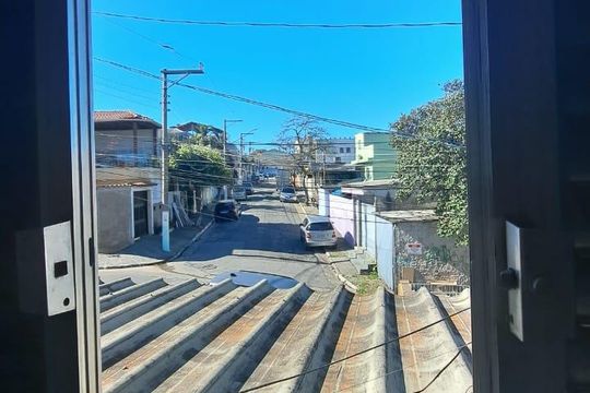 Vista de casa à venda com 4 quartos, 200m² em Freguesia do Ó, São Paulo