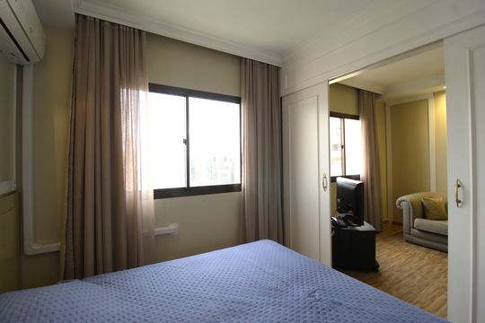 Quarto Suíte de kitnet/studio para alugar com 1 quarto, 30m² em Vila Olímpia, São Paulo