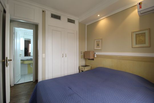 Quarto Suíte de kitnet/studio para alugar com 1 quarto, 30m² em Vila Olímpia, São Paulo